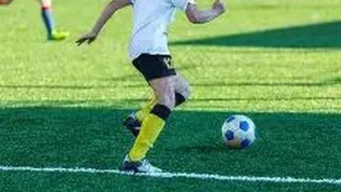 康辉遗憾错过与母亲合影，机上泪洒离别